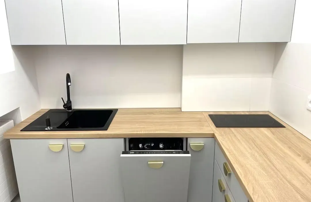 Rainbow Apartments 2-1