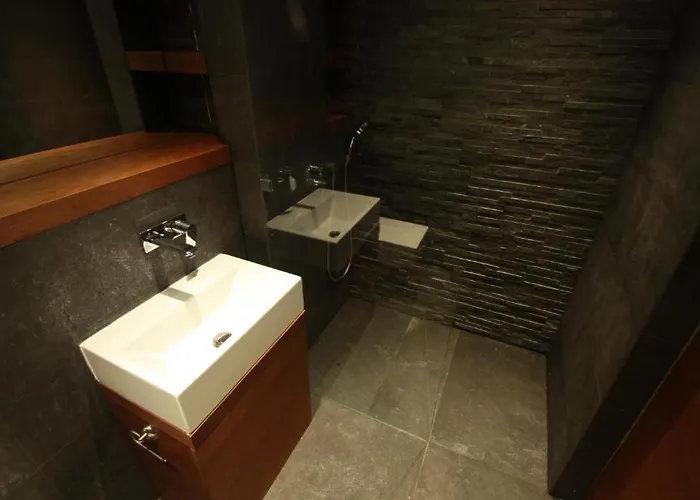 Modern & Resto s